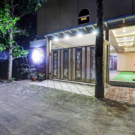 Townhouse Oak Dreamland Suites Yelahanka Kültér fotó