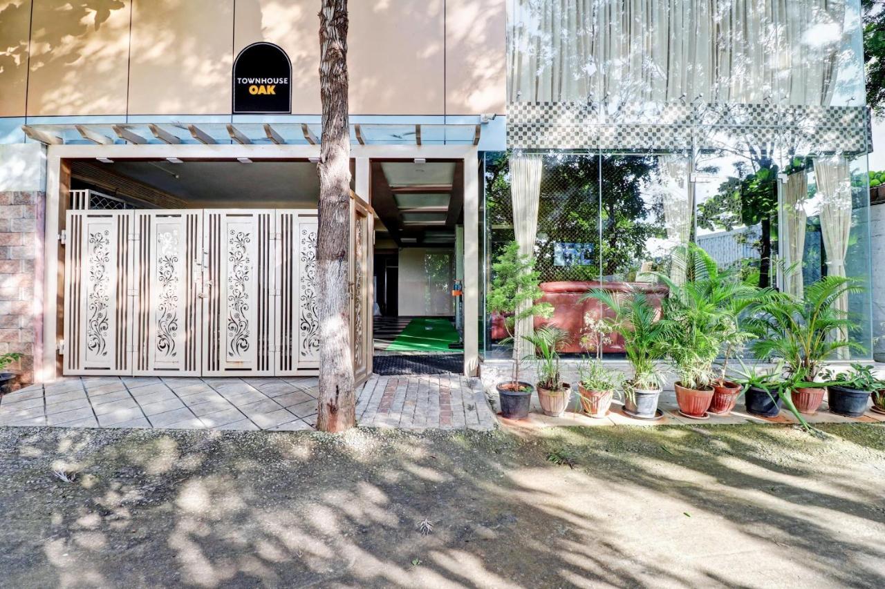 Townhouse Oak Dreamland Suites Yelahanka Kültér fotó