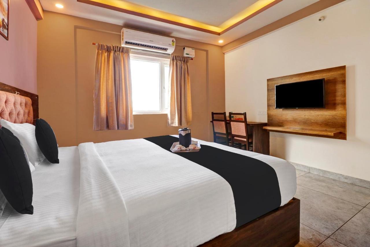 Townhouse Oak Dreamland Suites Yelahanka Kültér fotó