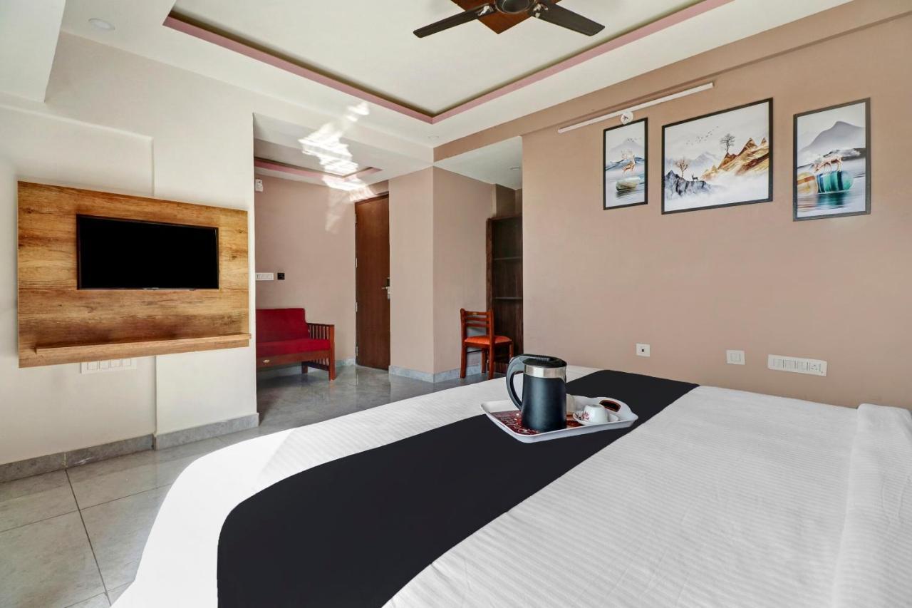 Townhouse Oak Dreamland Suites Yelahanka Kültér fotó