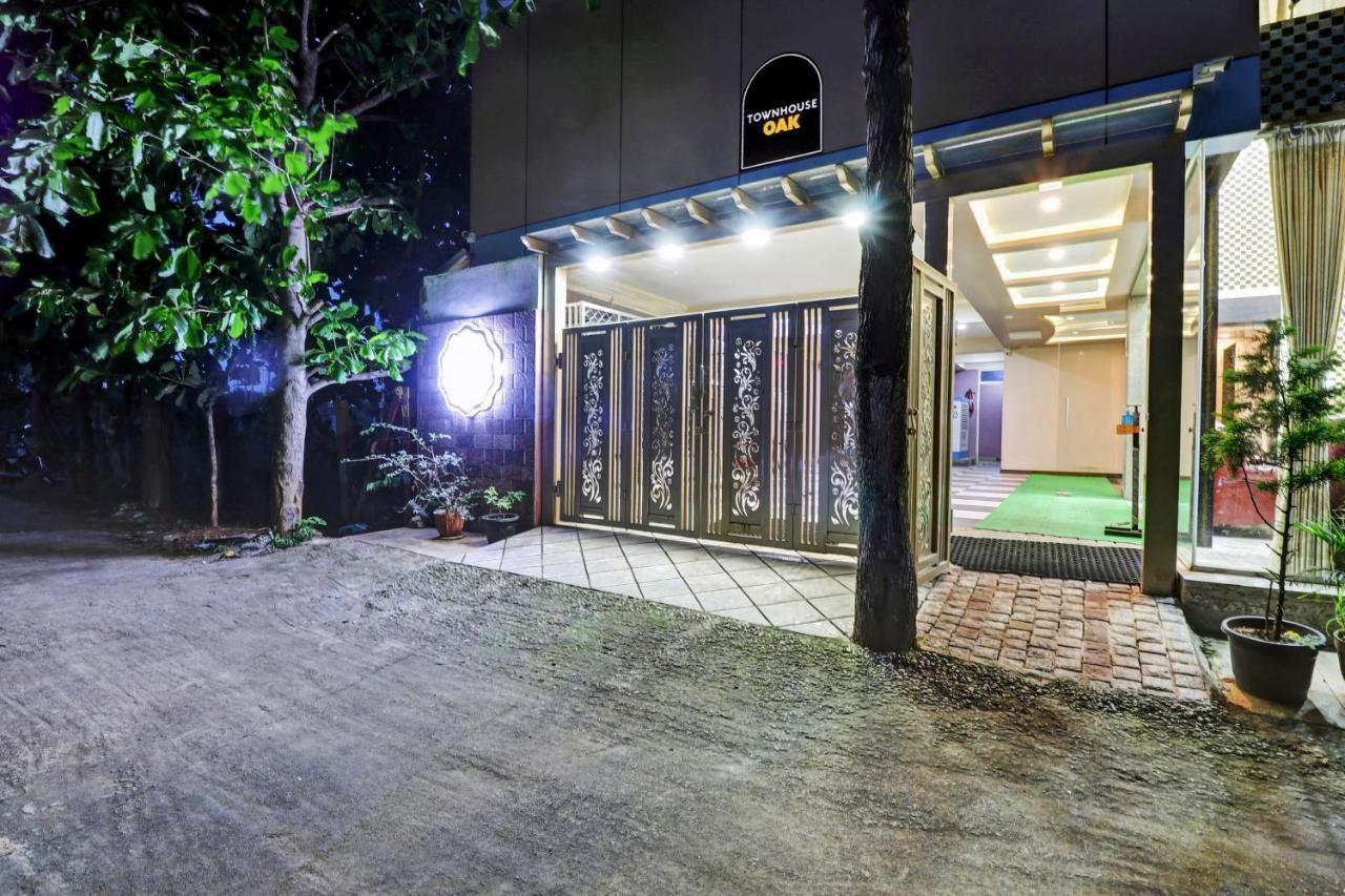 Townhouse Oak Dreamland Suites Yelahanka Kültér fotó