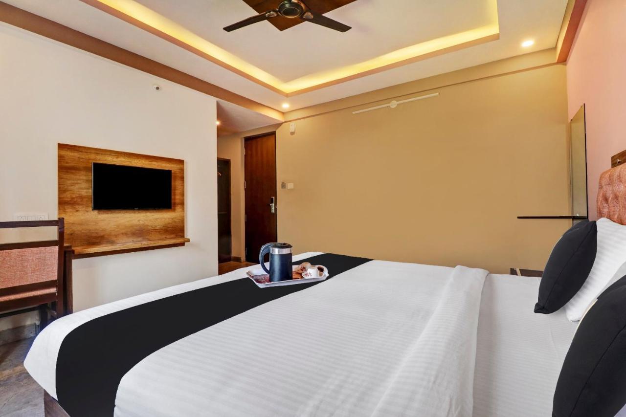 Townhouse Oak Dreamland Suites Yelahanka Kültér fotó