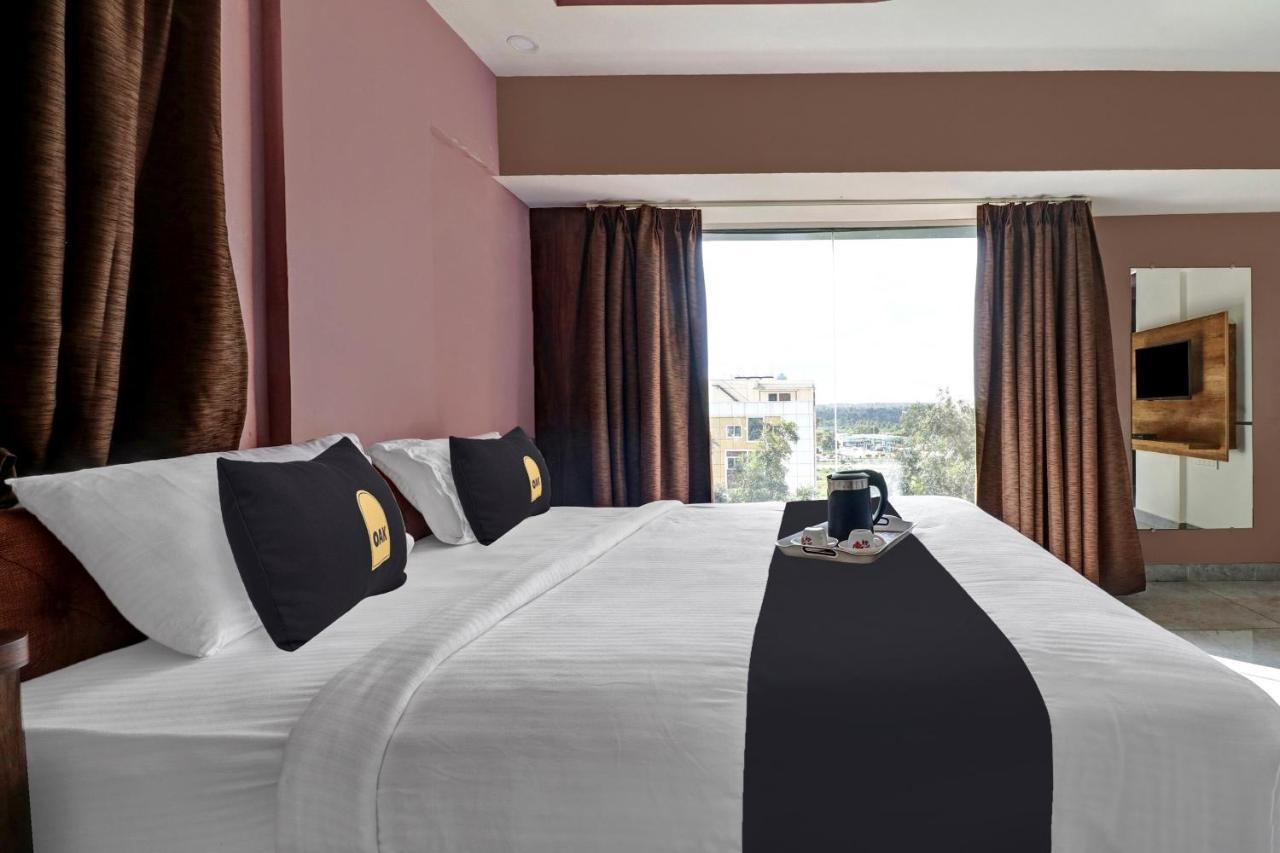 Townhouse Oak Dreamland Suites Yelahanka Kültér fotó