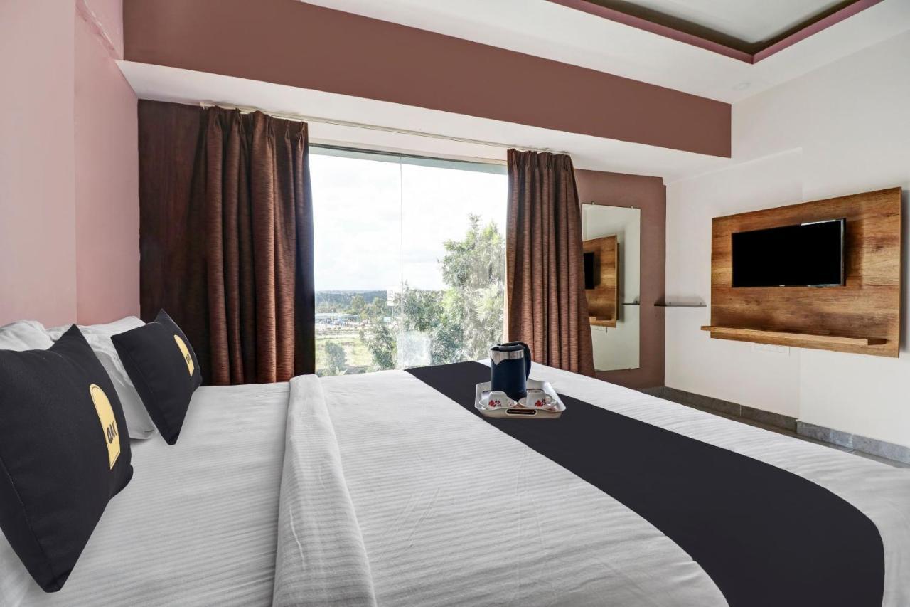 Townhouse Oak Dreamland Suites Yelahanka Kültér fotó