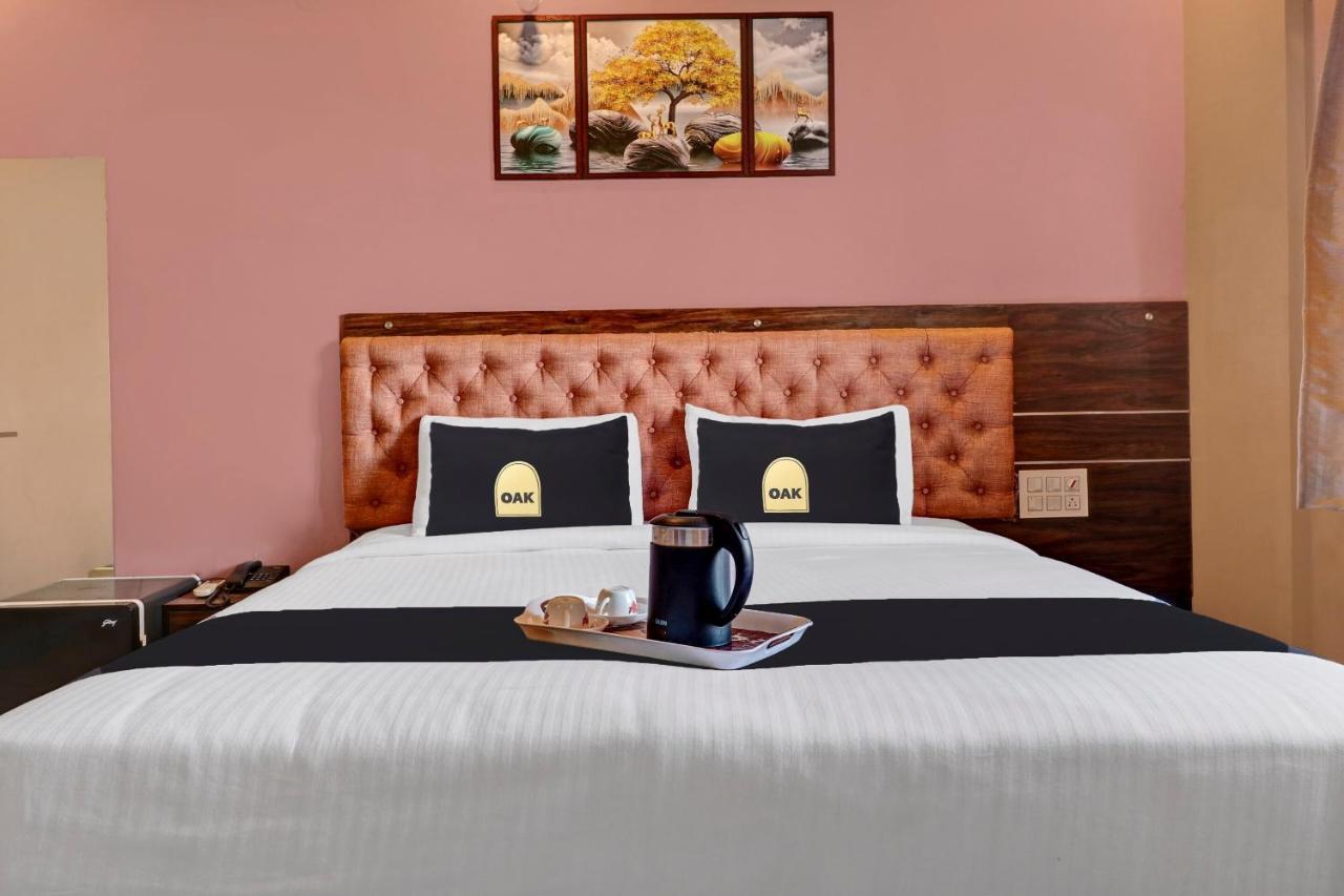 Townhouse Oak Dreamland Suites Yelahanka Kültér fotó